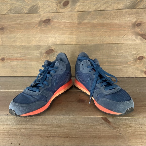 Nike MD runner 2 mid Womens size 7.5 shoes blue mid top running sneakers - Picture 3 of 8